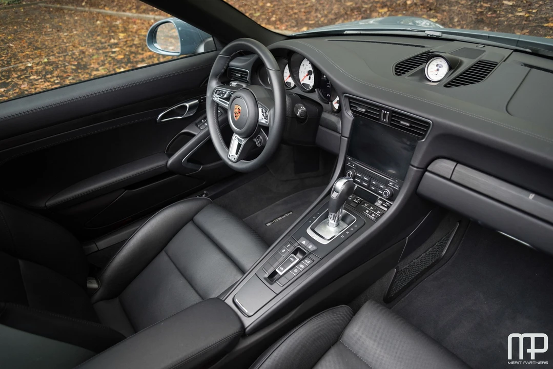 2018 Porsche 991 Targa 4 GTS - Image 27 of 31