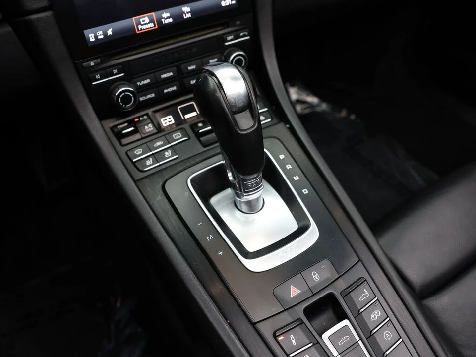2018 Porsche 991 Targa 4 GTS - Image 14 of 31