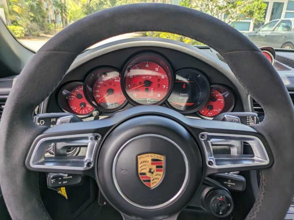 2018 Porsche 991 Targa 4 GTS - Image 28 of 31