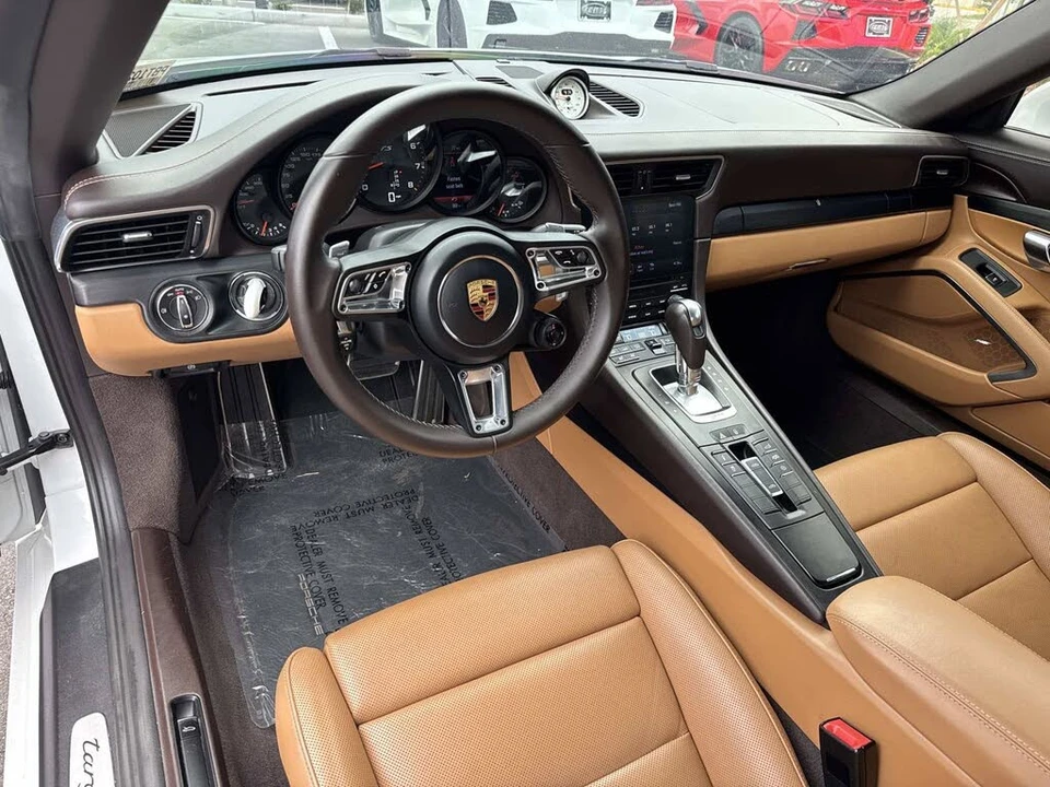 2018 Porsche 991 Targa 4 GTS - Image 15 of 27