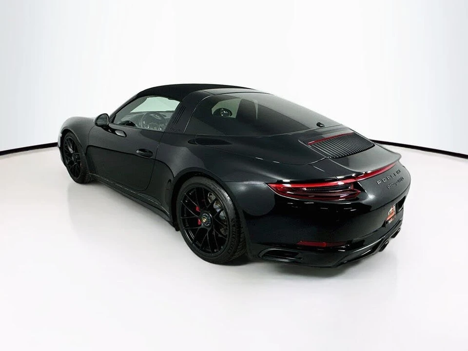 2018 Porsche 991 Targa 4 GTS - Image 8 of 18