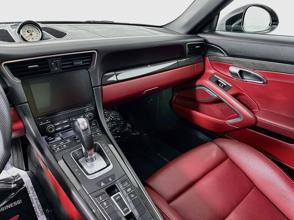 2018 Porsche 991 Targa 4 GTS - Image 16 of 18