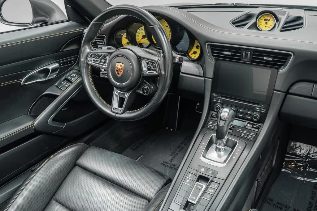 2018 Porsche 991 Targa 4 GTS - Image 27 of 31