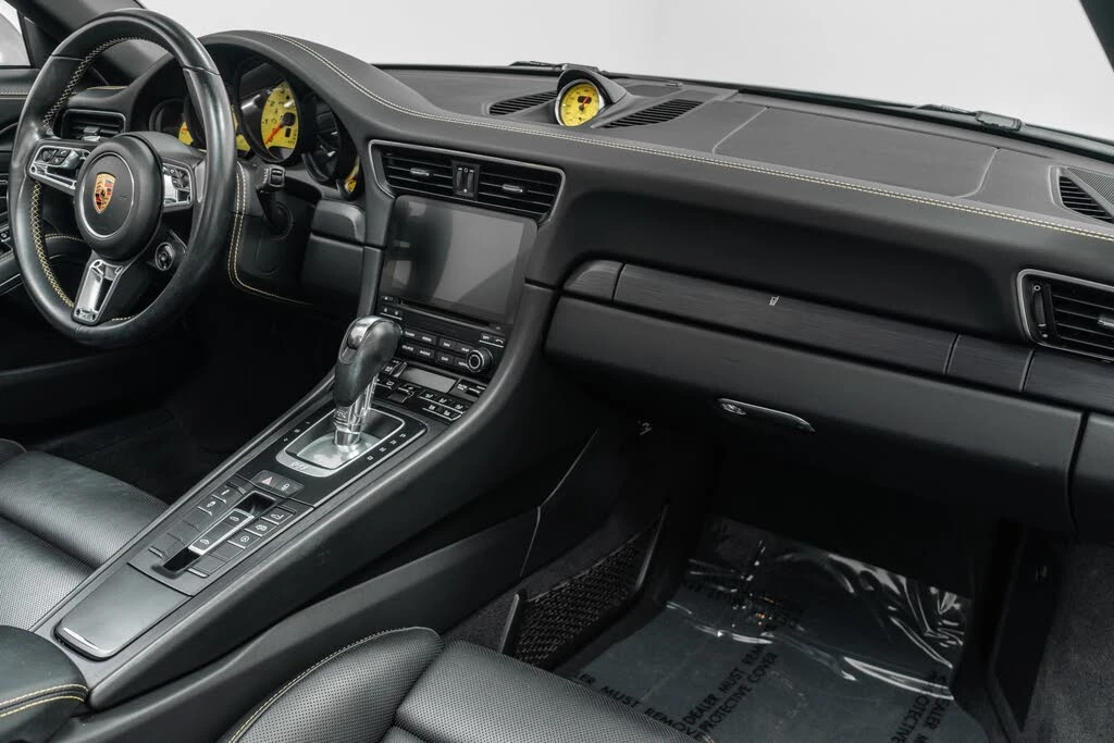 2018 Porsche 991 Targa 4 GTS - Image 14 of 31