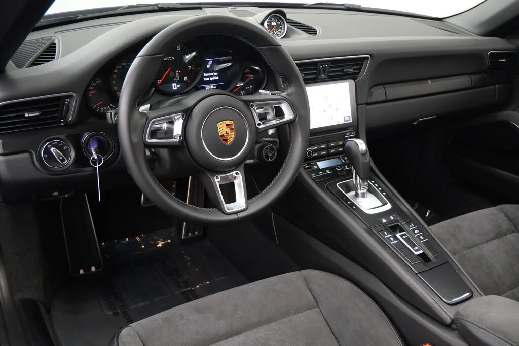 2018 Porsche 991 Targa 4 GTS - Image 13 of 31