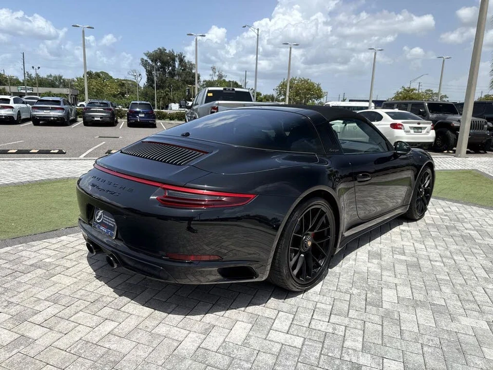2018 Porsche 991 Targa 4 GTS - Image 14 of 30