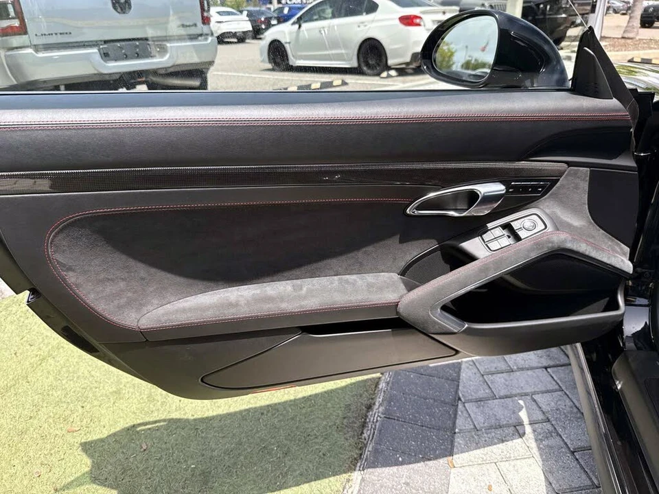 2018 Porsche 991 Targa 4 GTS - Image 18 of 30