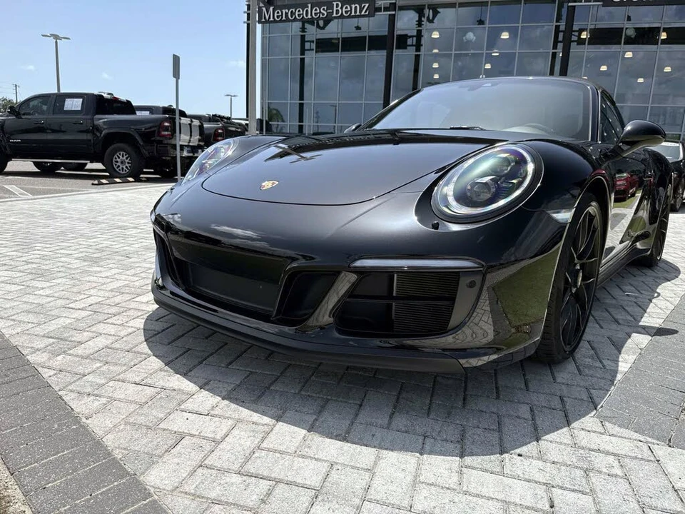 2018 Porsche 991 Targa 4 GTS - Image 17 of 30