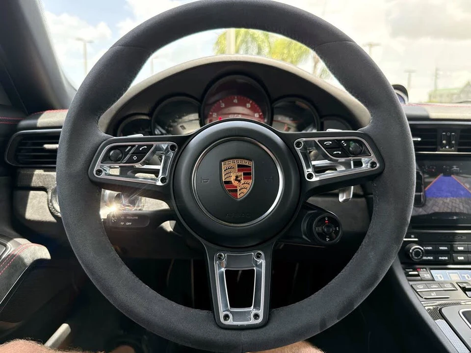 2018 Porsche 991 Targa 4 GTS - Image 28 of 30