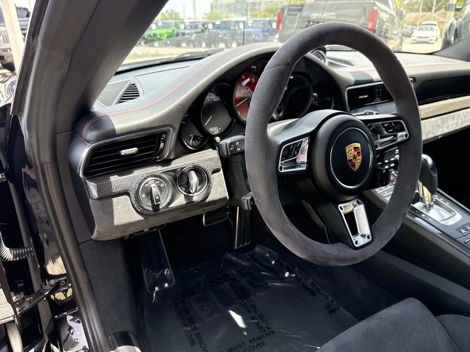 2018 Porsche 991 Targa 4 GTS - Image 20 of 30