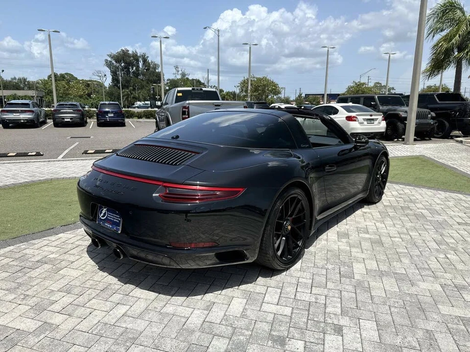 2018 Porsche 991 Targa 4 GTS - Image 5 of 30
