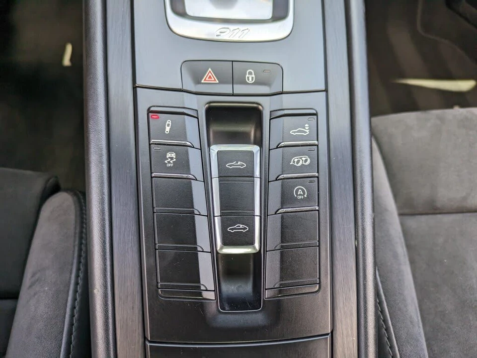 2018 Porsche 991 Targa 4 GTS - Image 24 of 31