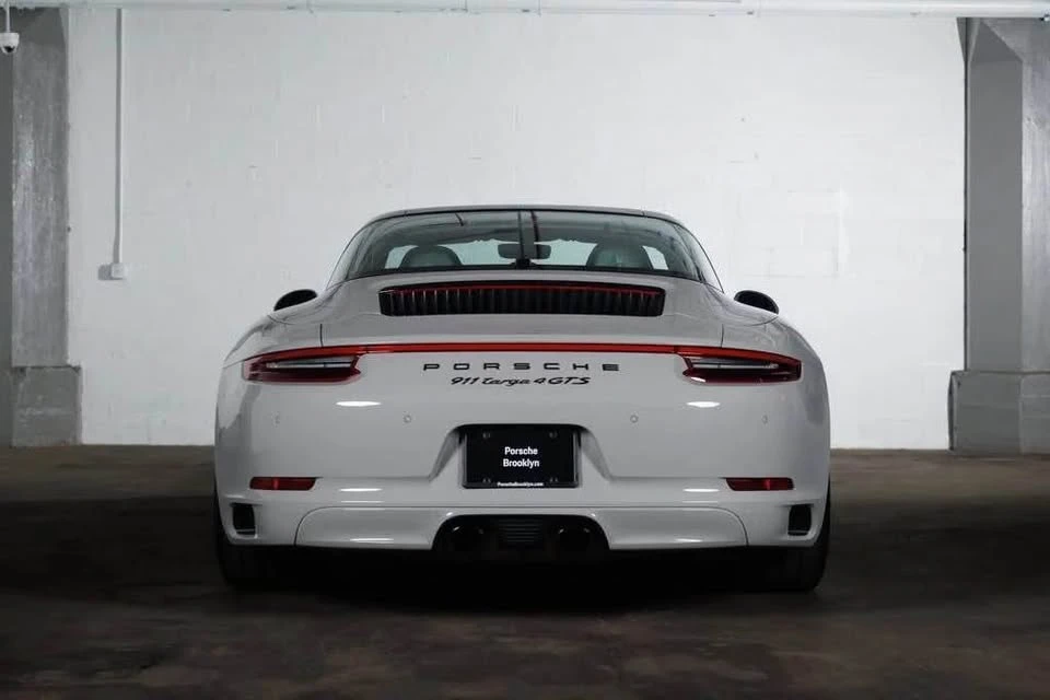 2018 Porsche 991 Targa 4 GTS - Image 3 of 7