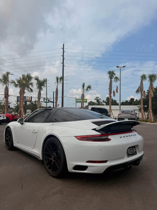 2018 Porsche 991 Targa 4 GTS - Image 11 of 20