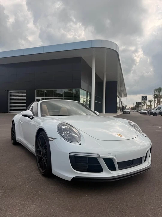 2018 Porsche 991 Targa 4 GTS - Image 10 of 20