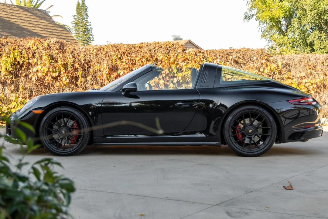 2018 Porsche 991 Targa 4 GTS - Image 3 of 31