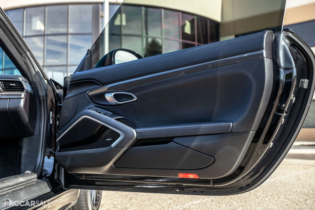 2018 Porsche 991 Targa 4 GTS - Image 21 of 31