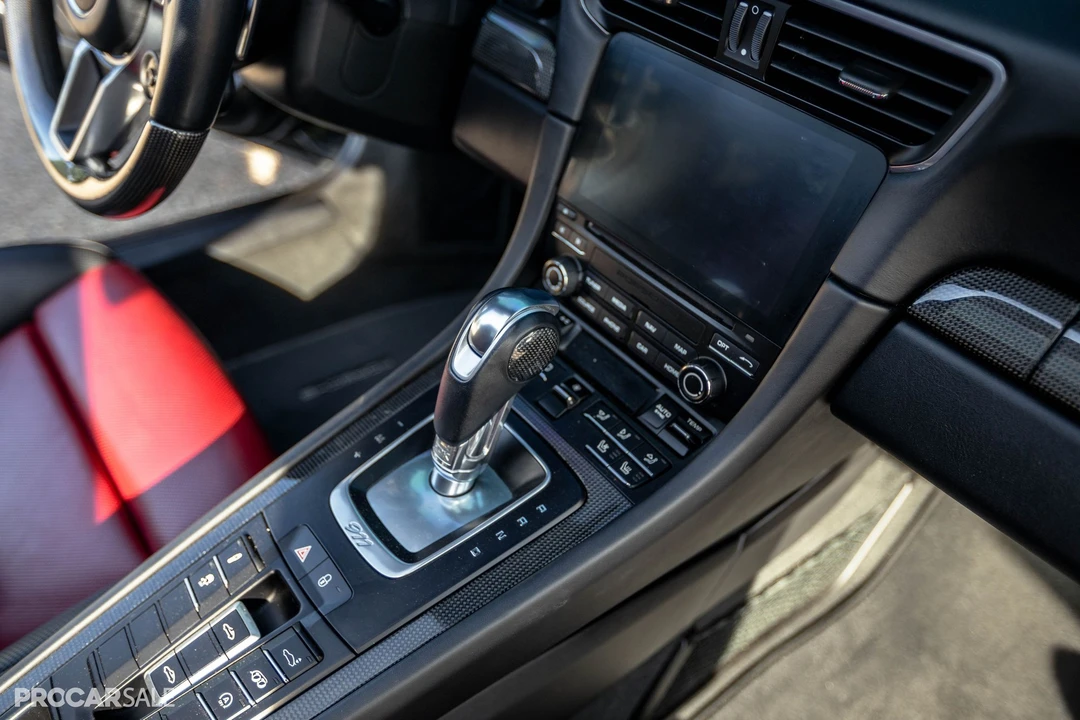 2018 Porsche 991 Targa 4 GTS - Image 23 of 31