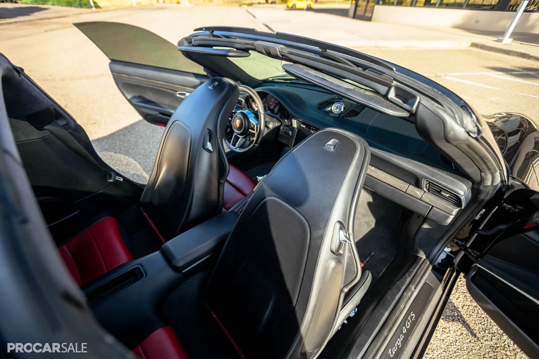 2018 Porsche 991 Targa 4 GTS - Image 29 of 31