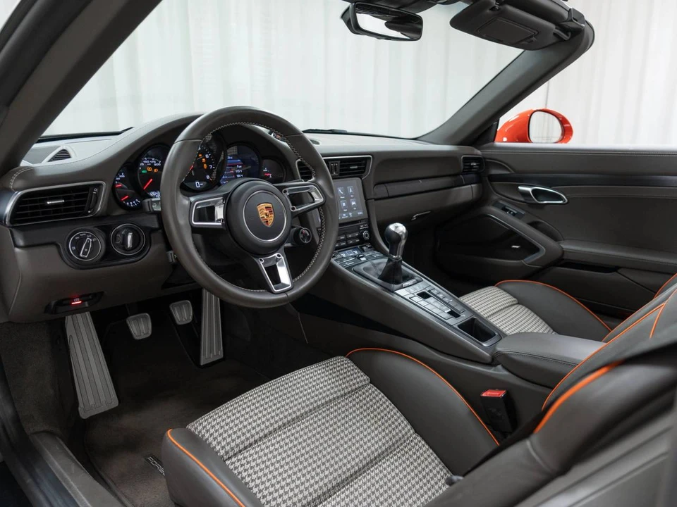2018 Porsche 991 Targa 4 GTS - Image 4 of 5