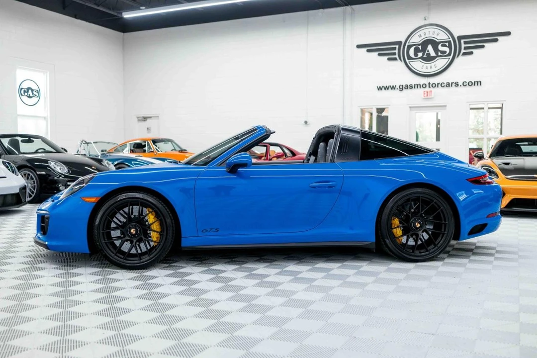2018 Porsche 991 Targa 4 GTS - Image 11 of 31