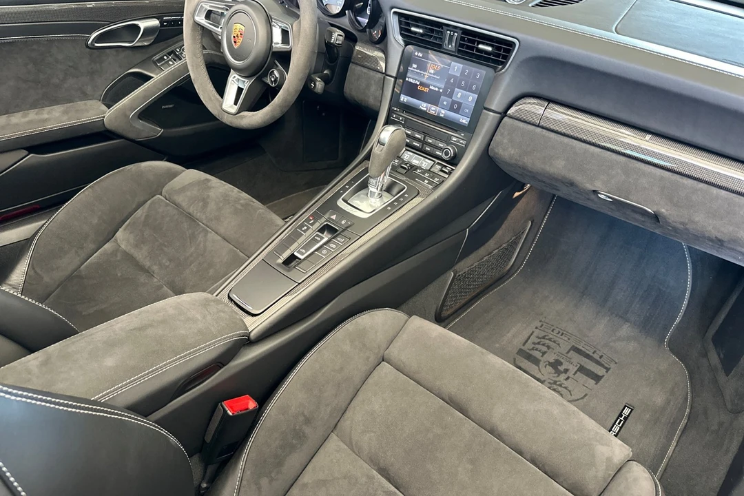 2018 Porsche 991 Targa 4 GTS - Image 18 of 21