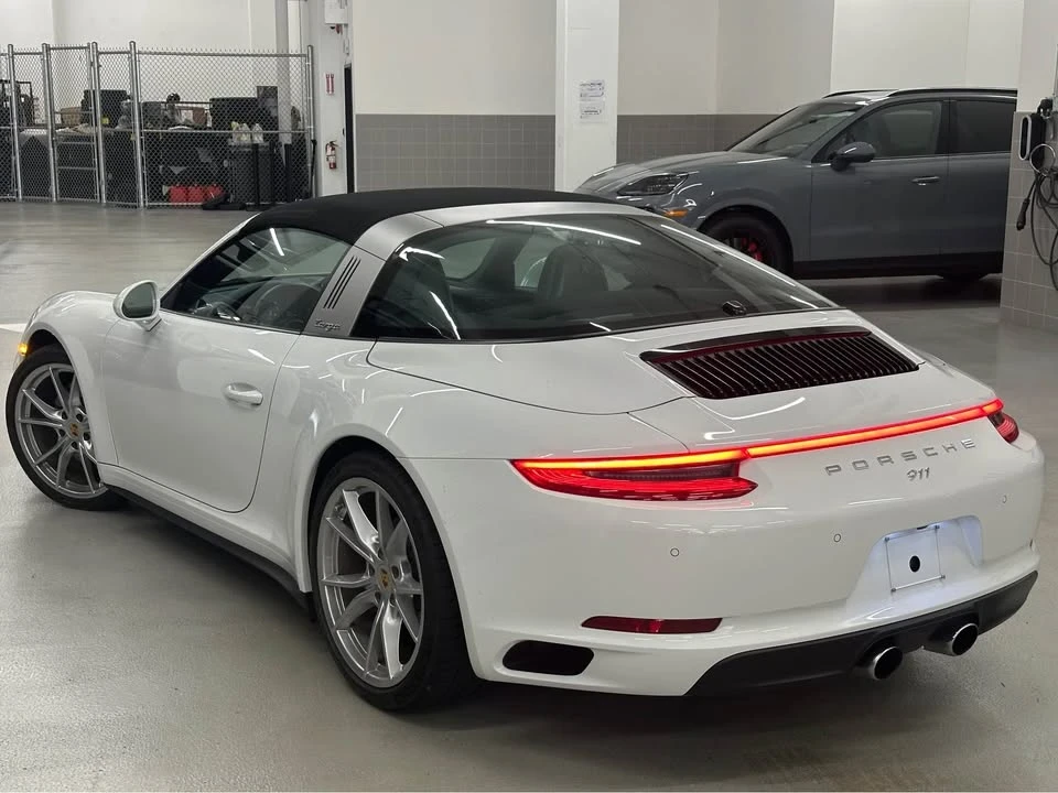 2018 Porsche 991 Targa 4 & 4S - Image 2 of 11