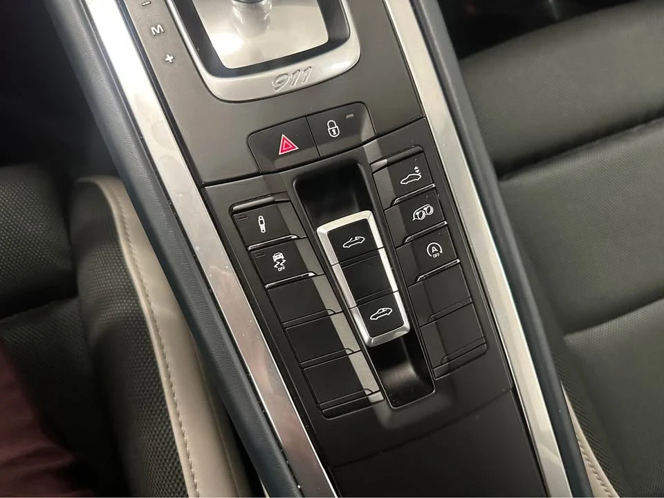 2018 Porsche 991 Targa 4 & 4S - Image 11 of 11