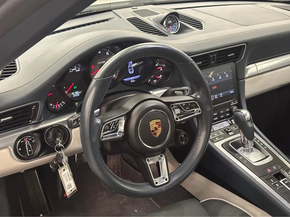2018 Porsche 991 Targa 4 & 4S - Image 6 of 11