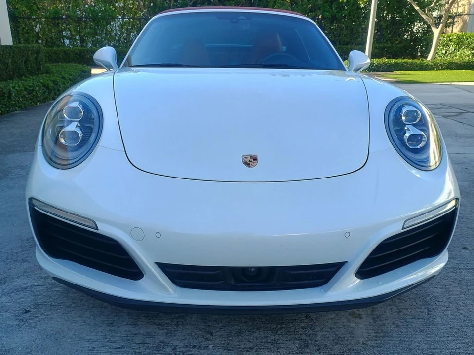 2018 Porsche 991 Targa 4 & 4S - Image 12 of 12