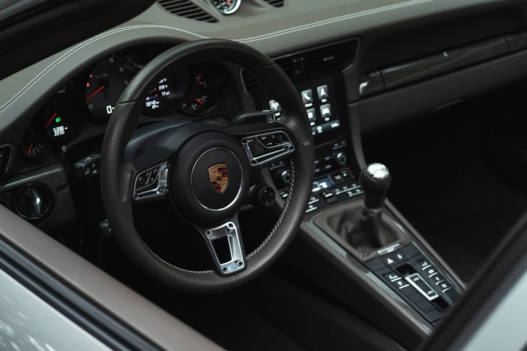 2018 Porsche 991 Targa 4 & 4S - Image 5 of 8