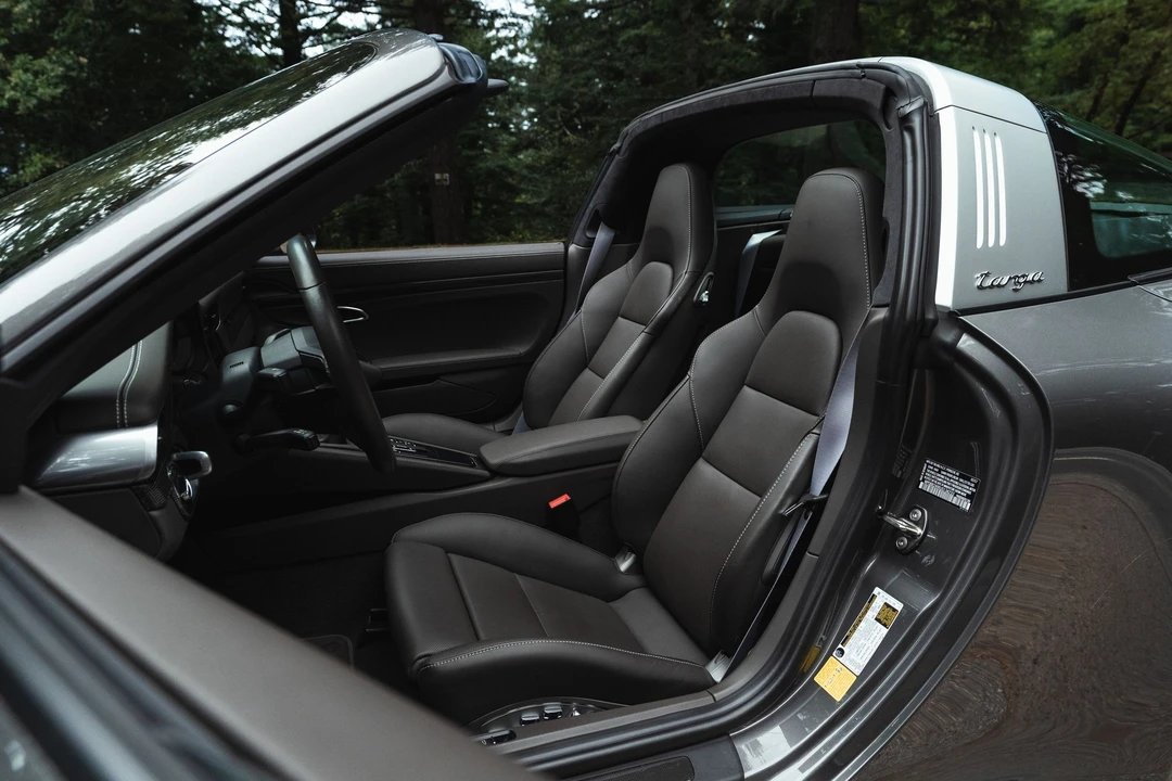 2018 Porsche 991 Targa 4 & 4S - Image 6 of 8