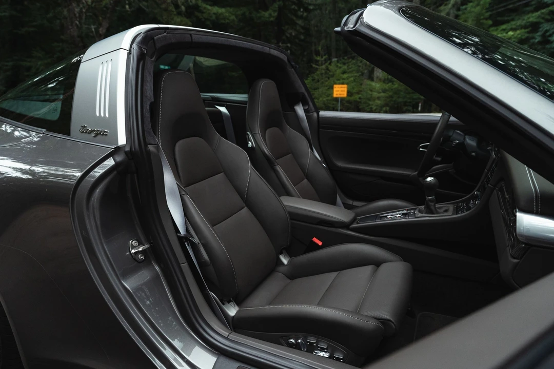 2018 Porsche 991 Targa 4 & 4S - Image 7 of 8