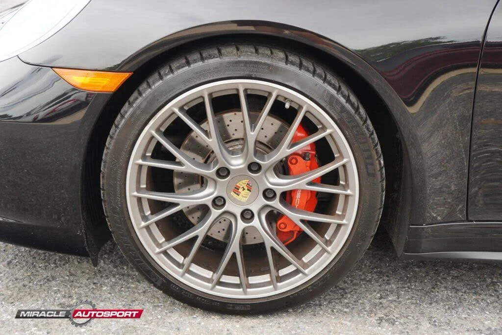 2018 Porsche 991 Targa 4 & 4S - Image 13 of 31