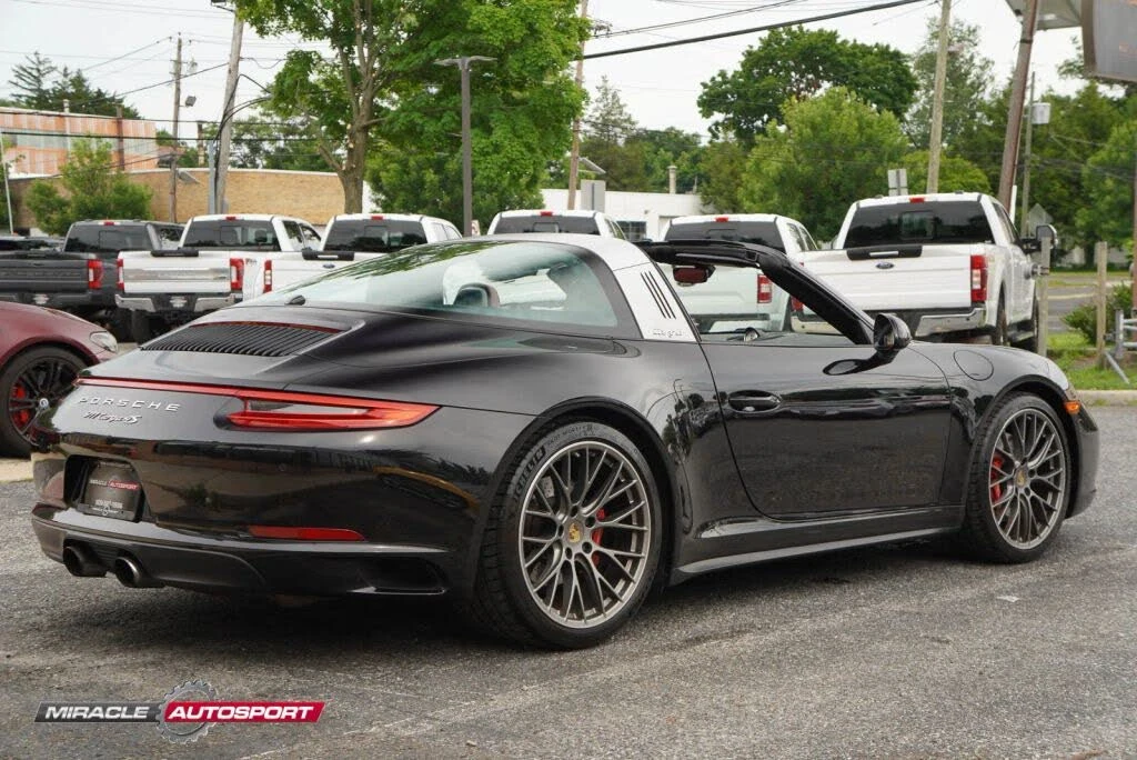 2018 Porsche 991 Targa 4 & 4S - Image 7 of 31