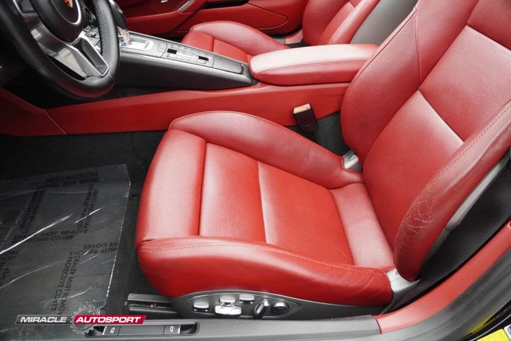 2018 Porsche 991 Targa 4 & 4S - Image 19 of 31