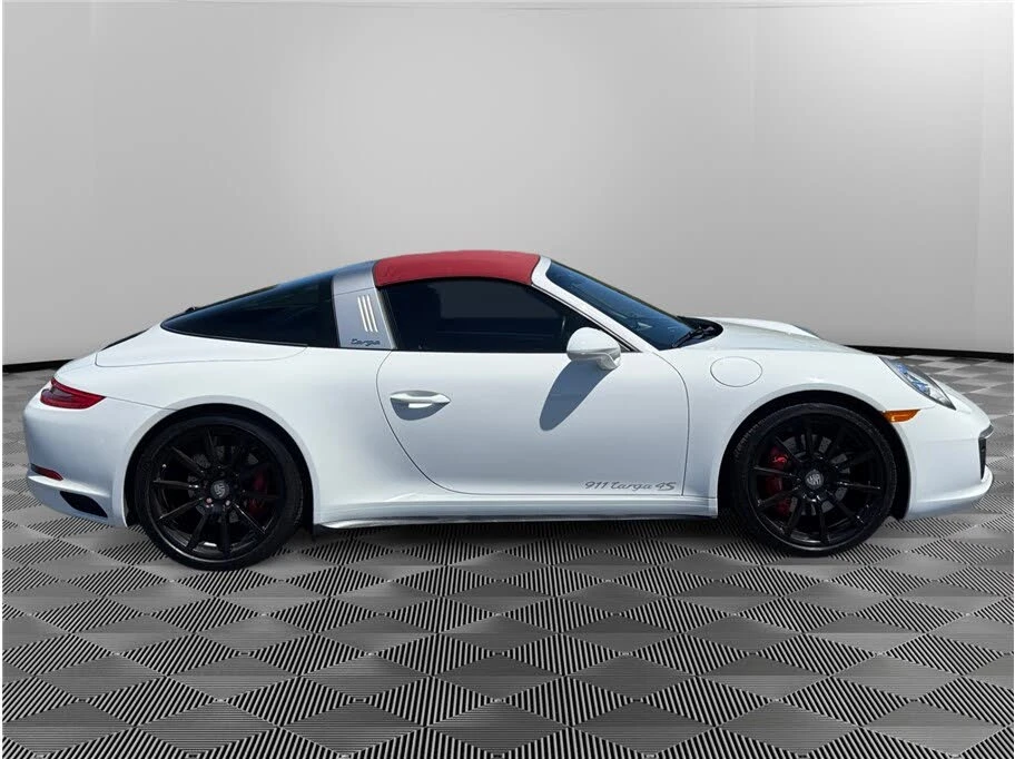 2018 Porsche 991 Targa 4 & 4S - Image 6 of 31