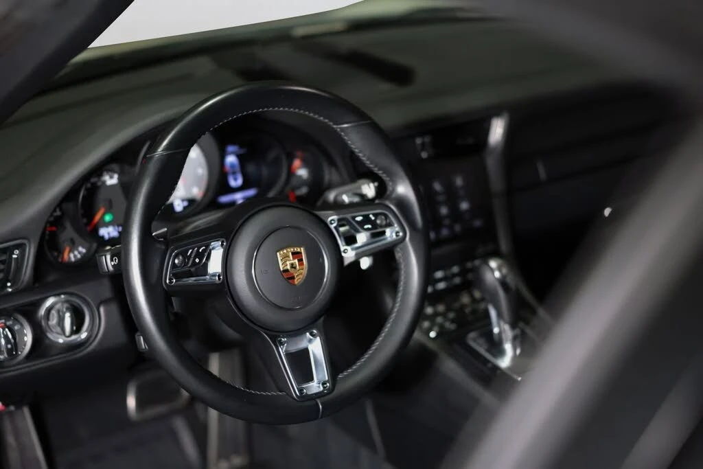 2018 Porsche 991 Targa 4 & 4S - Image 26 of 31