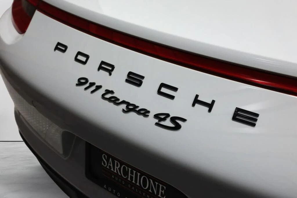 2018 Porsche 991 Targa 4 & 4S - Image 15 of 31
