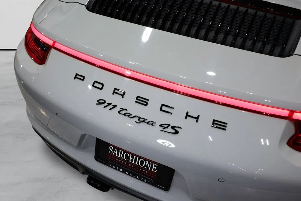 2018 Porsche 991 Targa 4 & 4S - Image 25 of 31