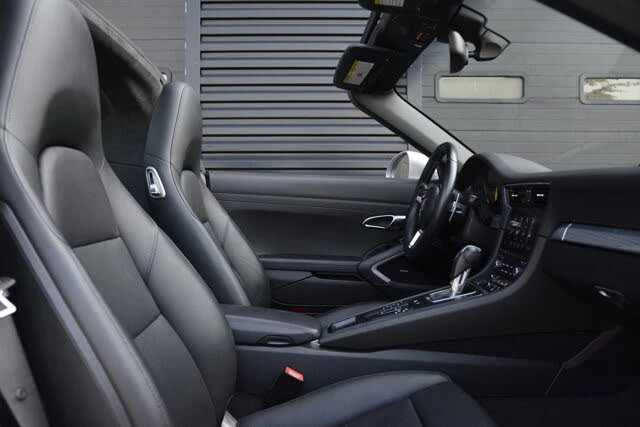2018 Porsche 991 Targa 4 & 4S - Image 26 of 31