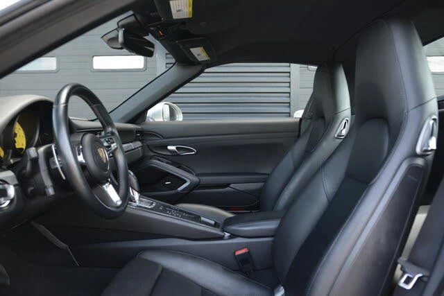 2018 Porsche 991 Targa 4 & 4S - Image 15 of 31