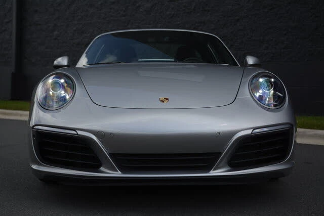 2018 Porsche 991 Targa 4 & 4S - Image 10 of 31
