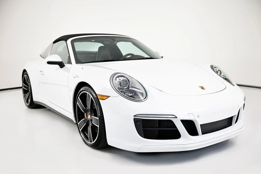 2018 Porsche 991 Targa 4 & 4S - Image 9 of 31