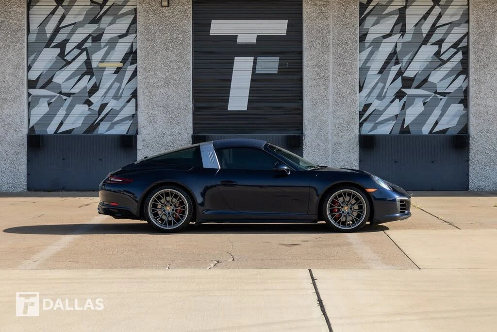 2018 Porsche 991 Targa 4 & 4S - Image 17 of 31