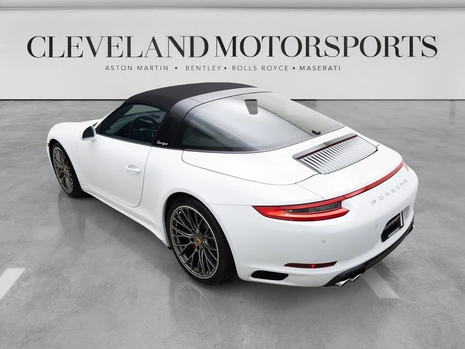 2018 Porsche 991 Targa 4 & 4S - Image 16 of 31
