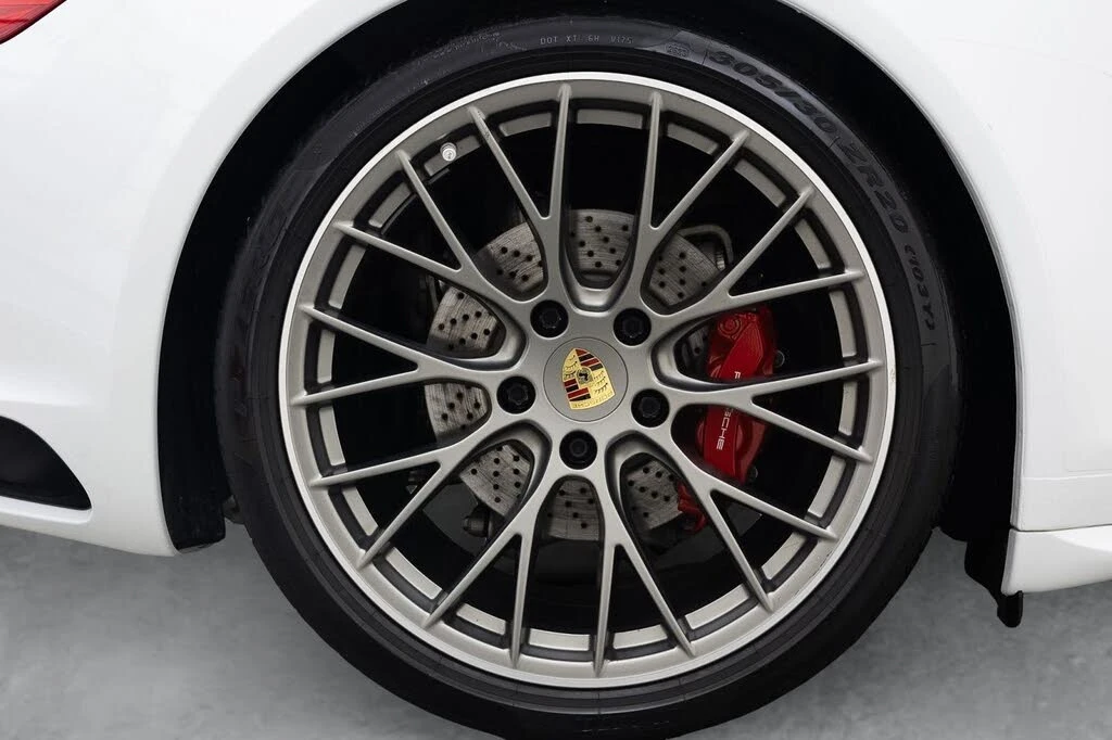2018 Porsche 991 Targa 4 & 4S - Image 29 of 31