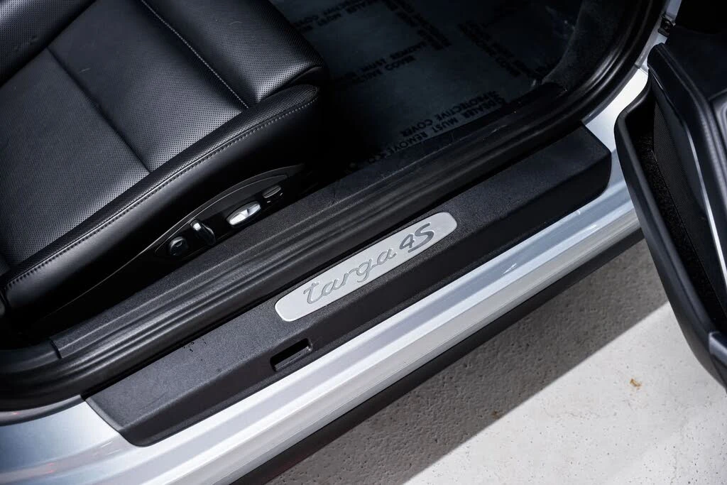 2018 Porsche 991 Targa 4 & 4S - Image 27 of 31