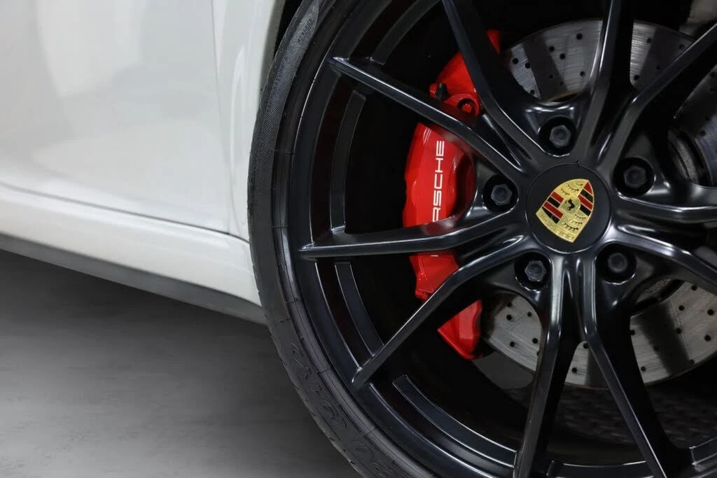 2018 Porsche 991 Targa 4 & 4S - Image 9 of 31