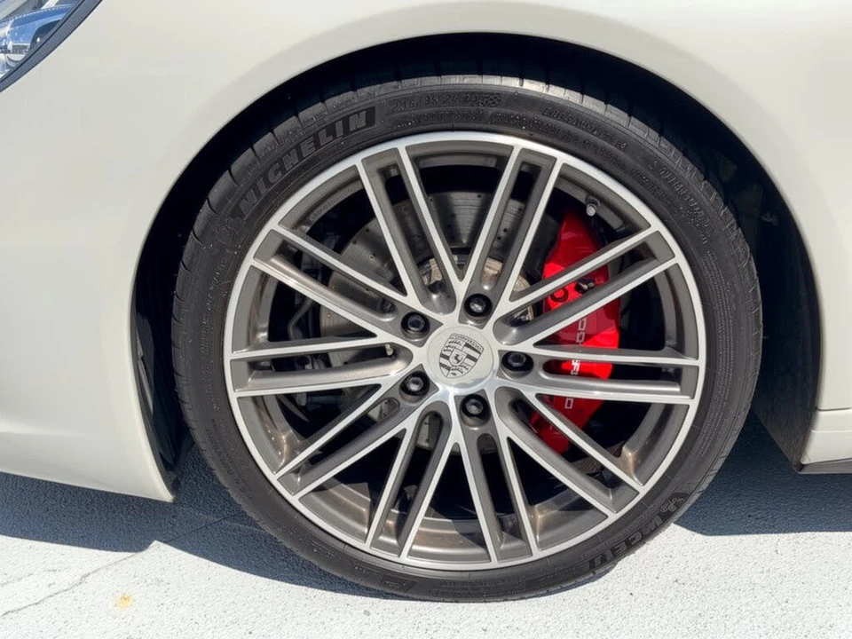 2018 Porsche 991 Targa 4 & 4S - Image 13 of 31
